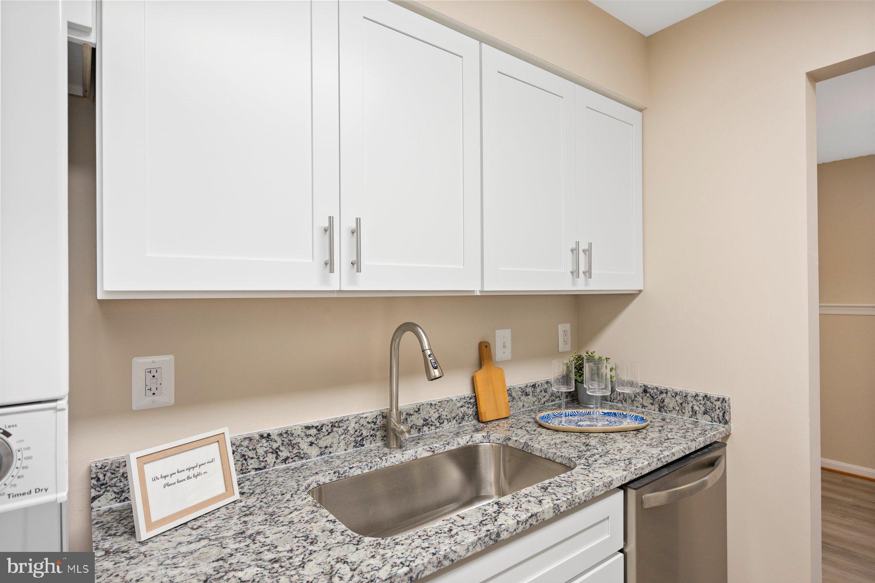 THE VILLAGE OF TIMBERGROVE - Residential