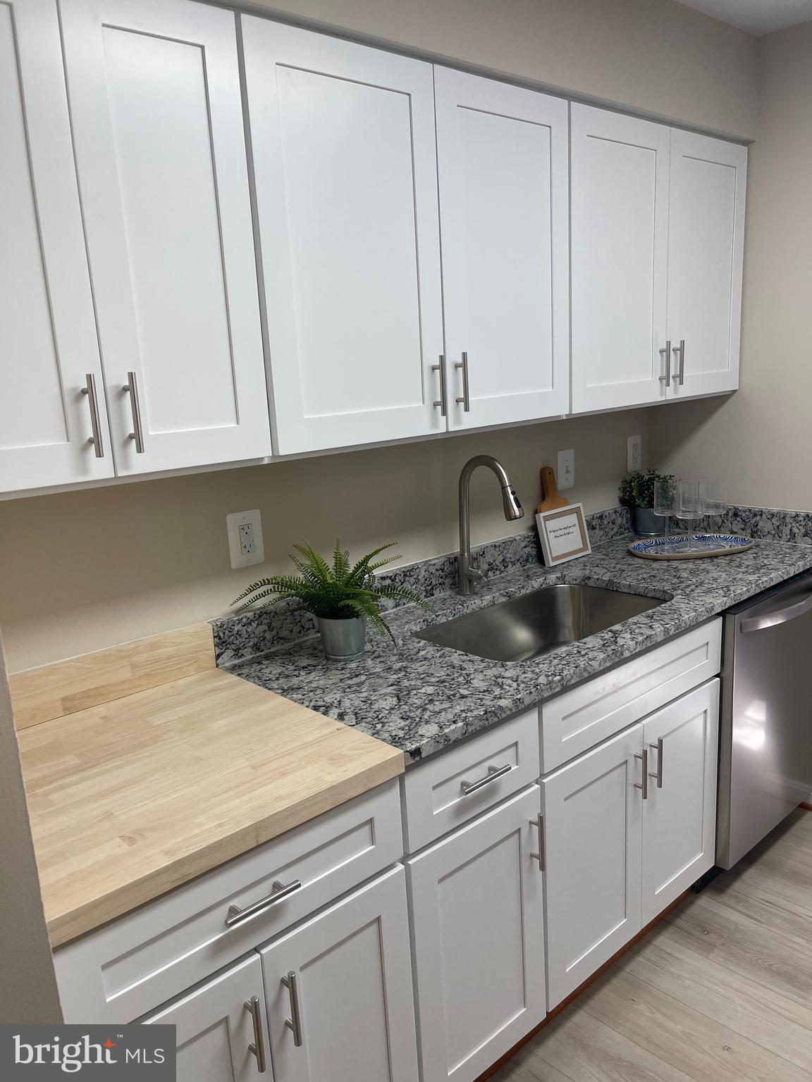 THE VILLAGE OF TIMBERGROVE - Residential