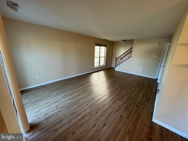 503 STEEPLECHASE COURT