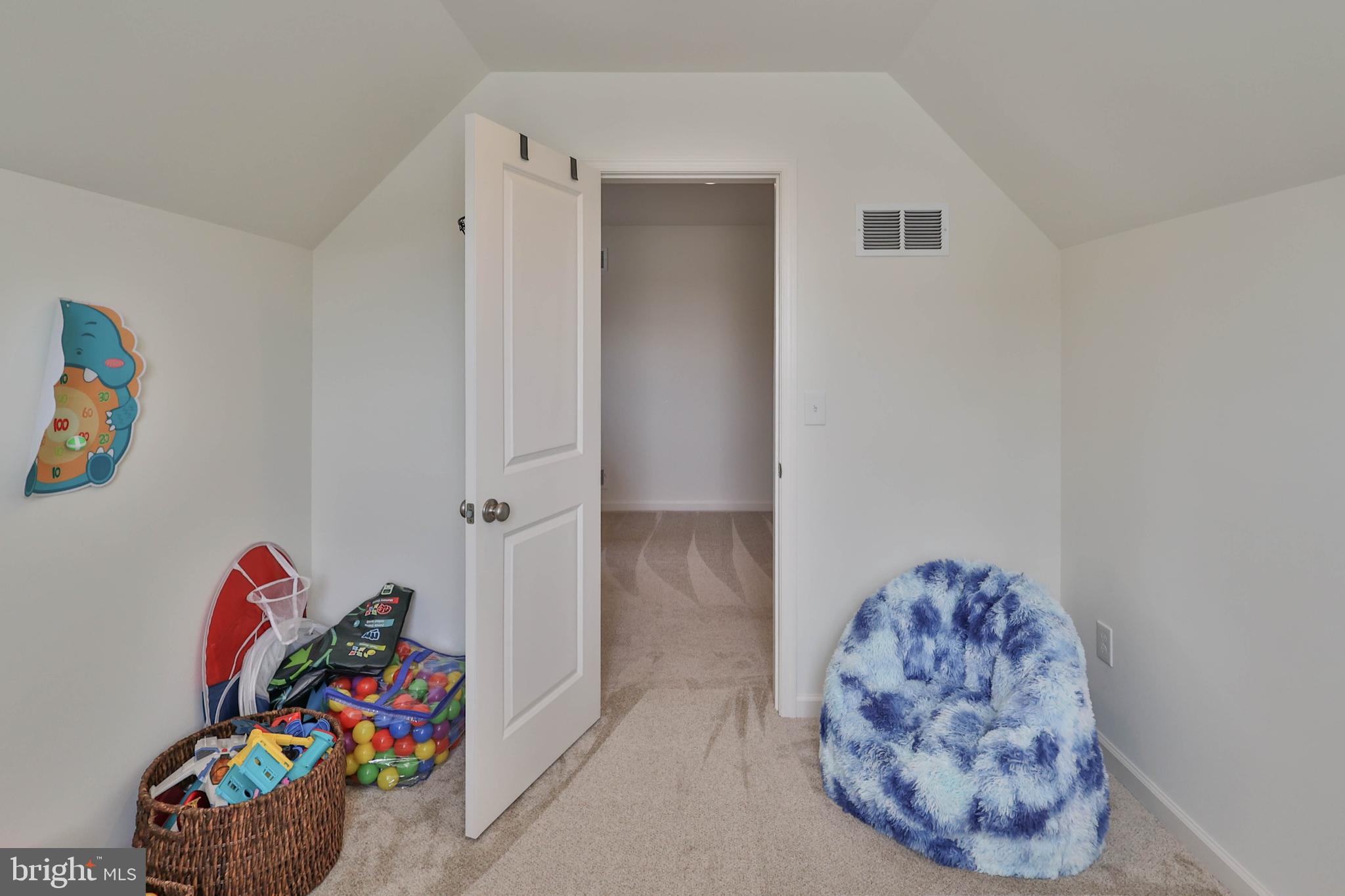 VALLEY WEST ESTATES - Residential