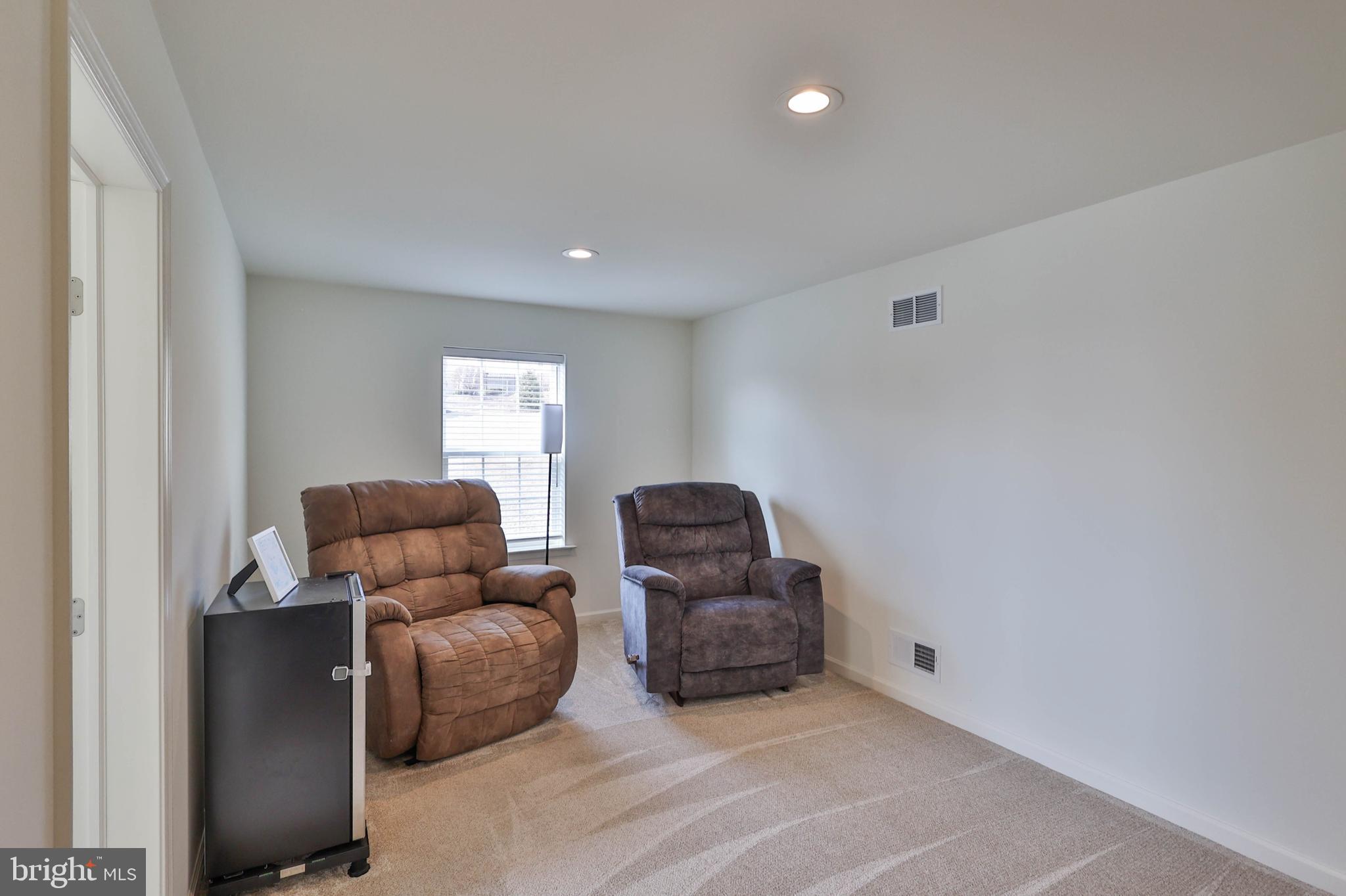 VALLEY WEST ESTATES - Residential