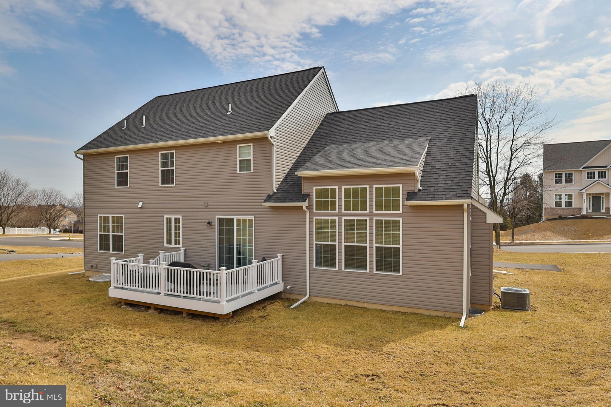 VALLEY WEST ESTATES - Residential