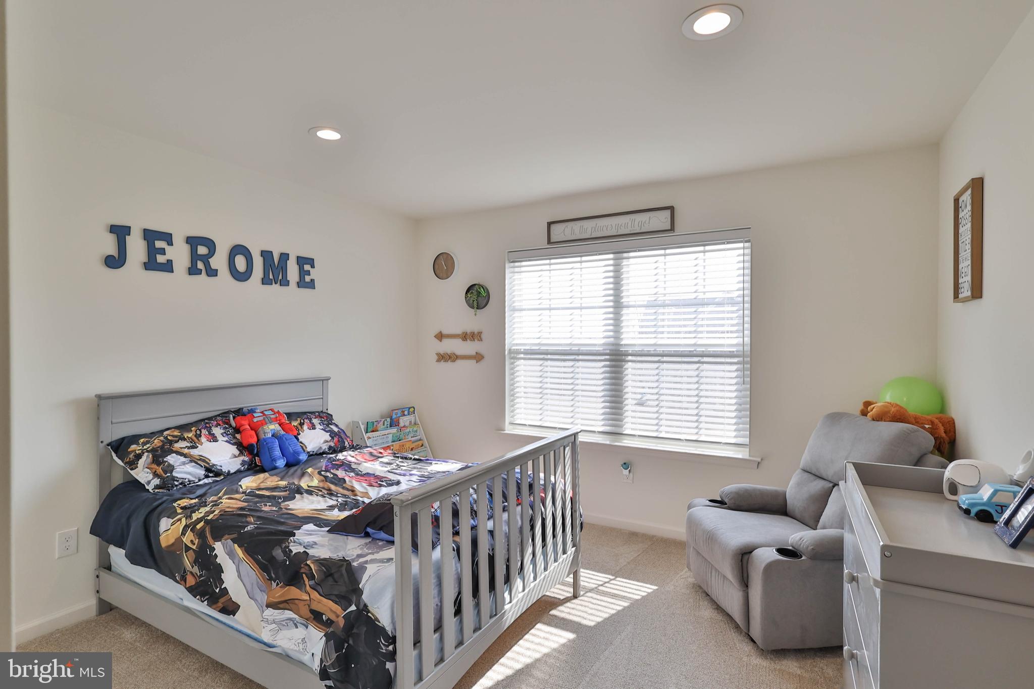 VALLEY WEST ESTATES - Residential