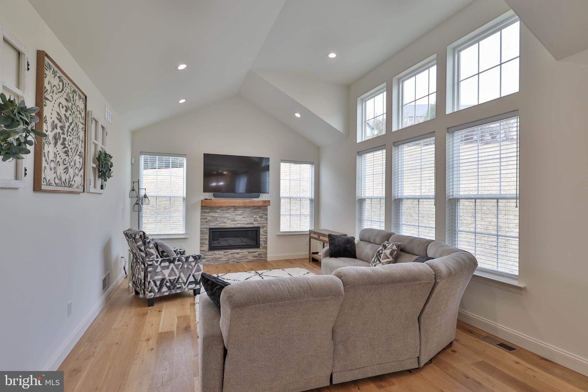 VALLEY WEST ESTATES - Residential