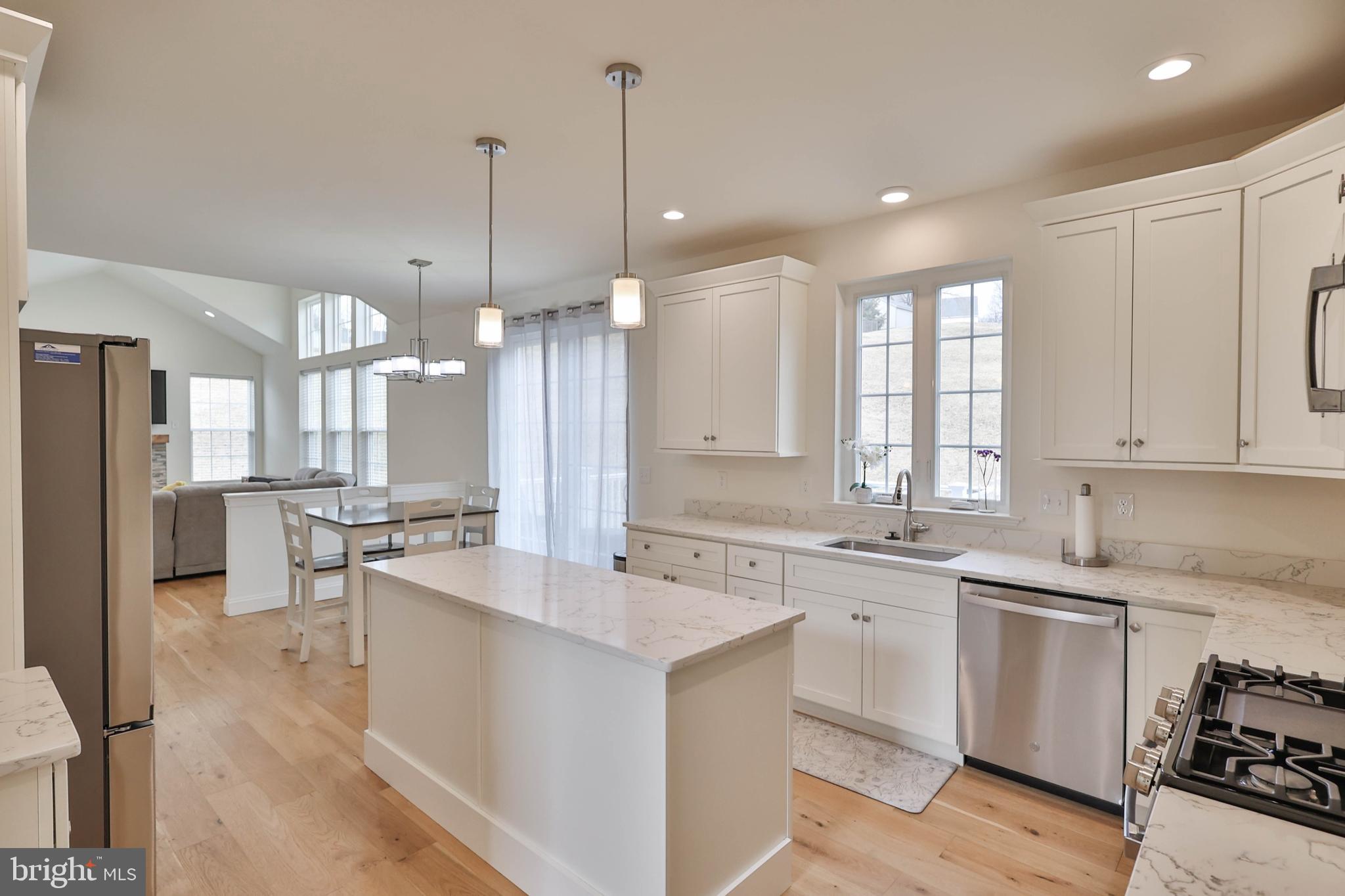 VALLEY WEST ESTATES - Residential