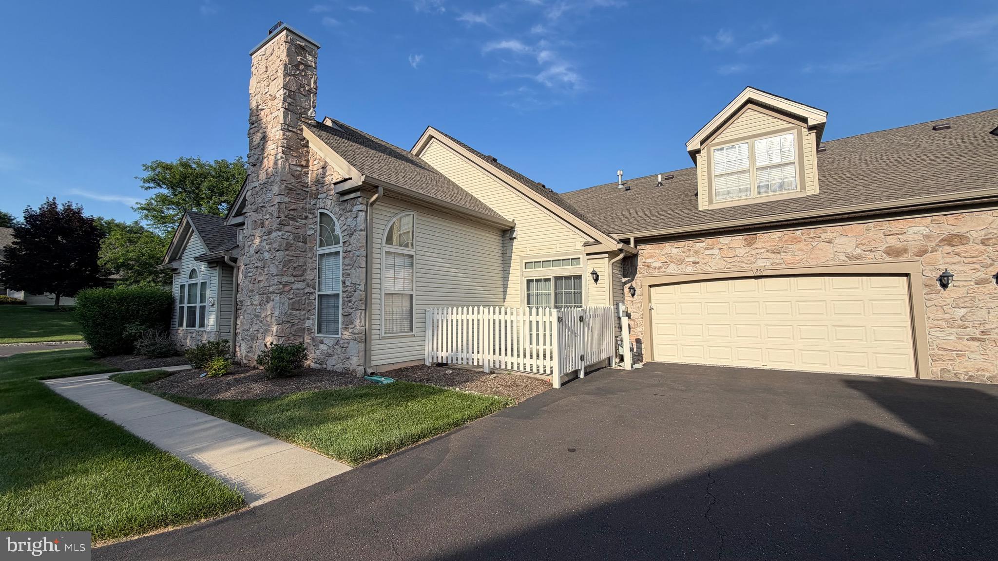 25 LEGACY OAKS DRIVE