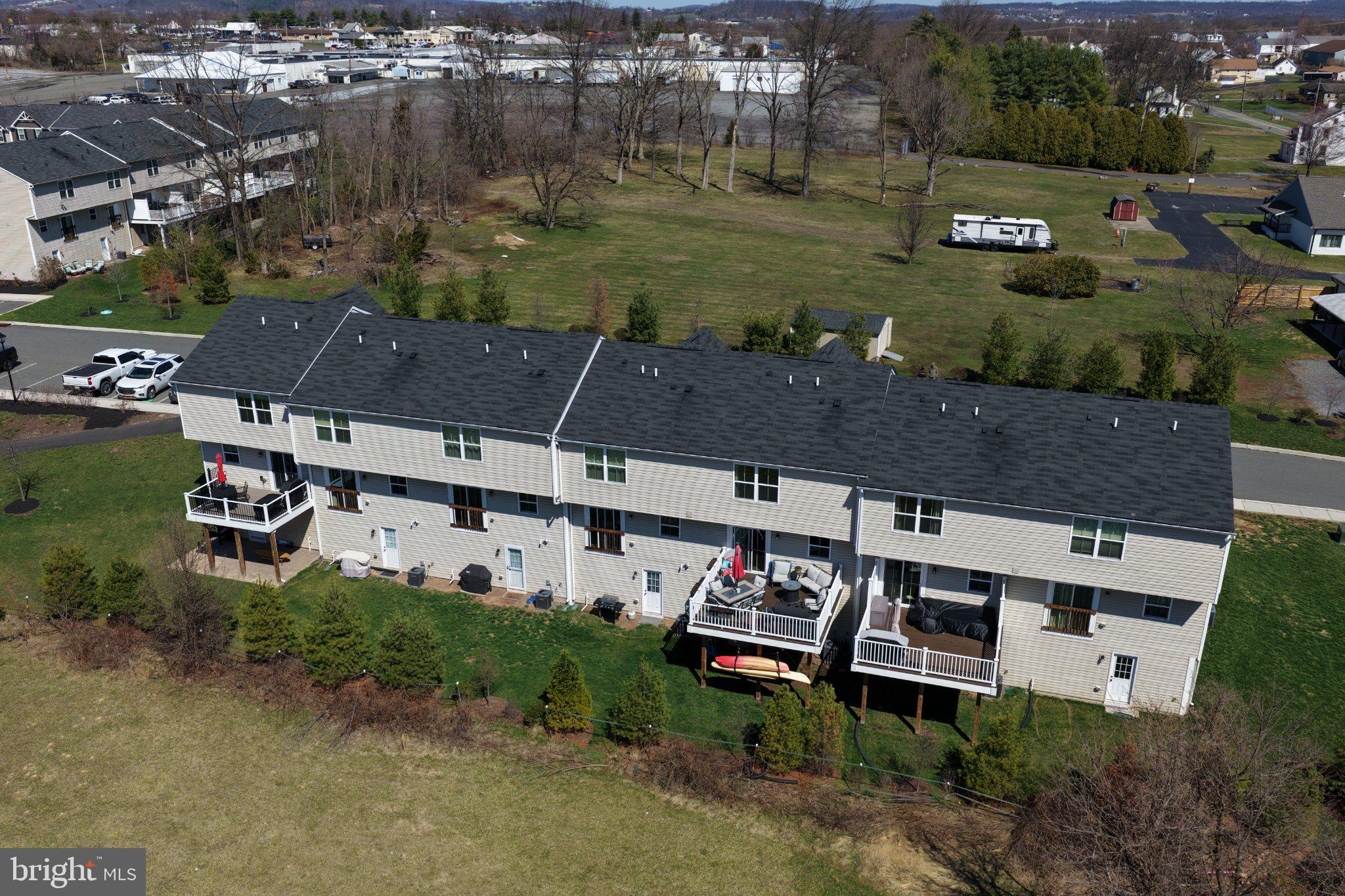 FOXWOOD RIDGE - Residential