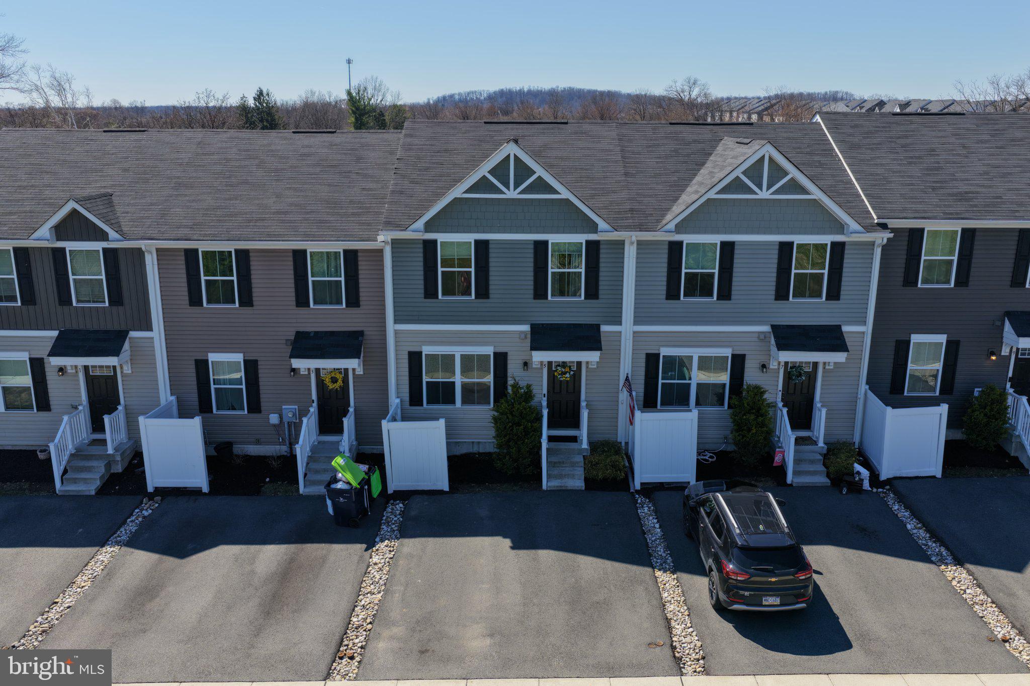 FOXWOOD RIDGE - Residential