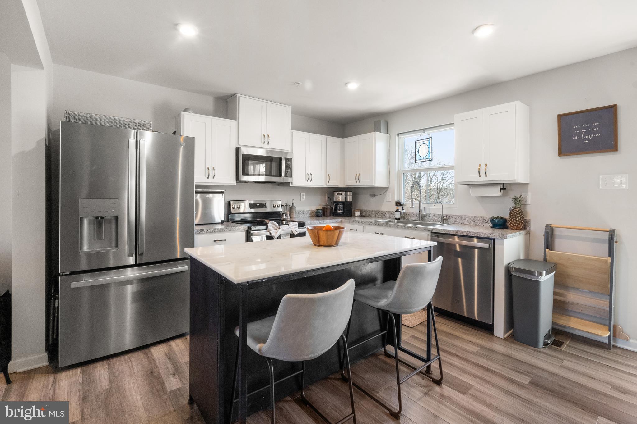 FOXWOOD RIDGE - Residential