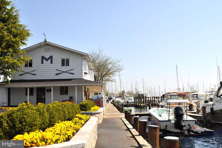 EASTPORT - Residential