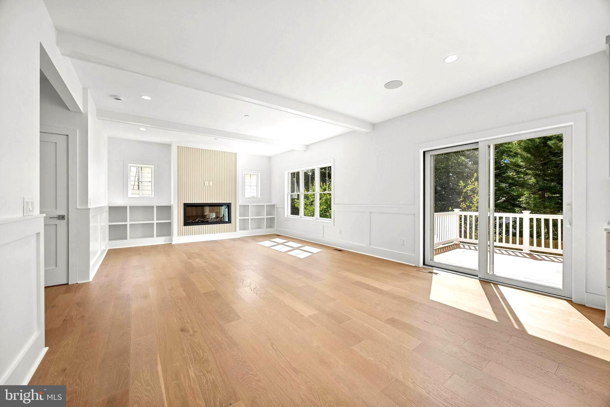 EASTPORT - Residential