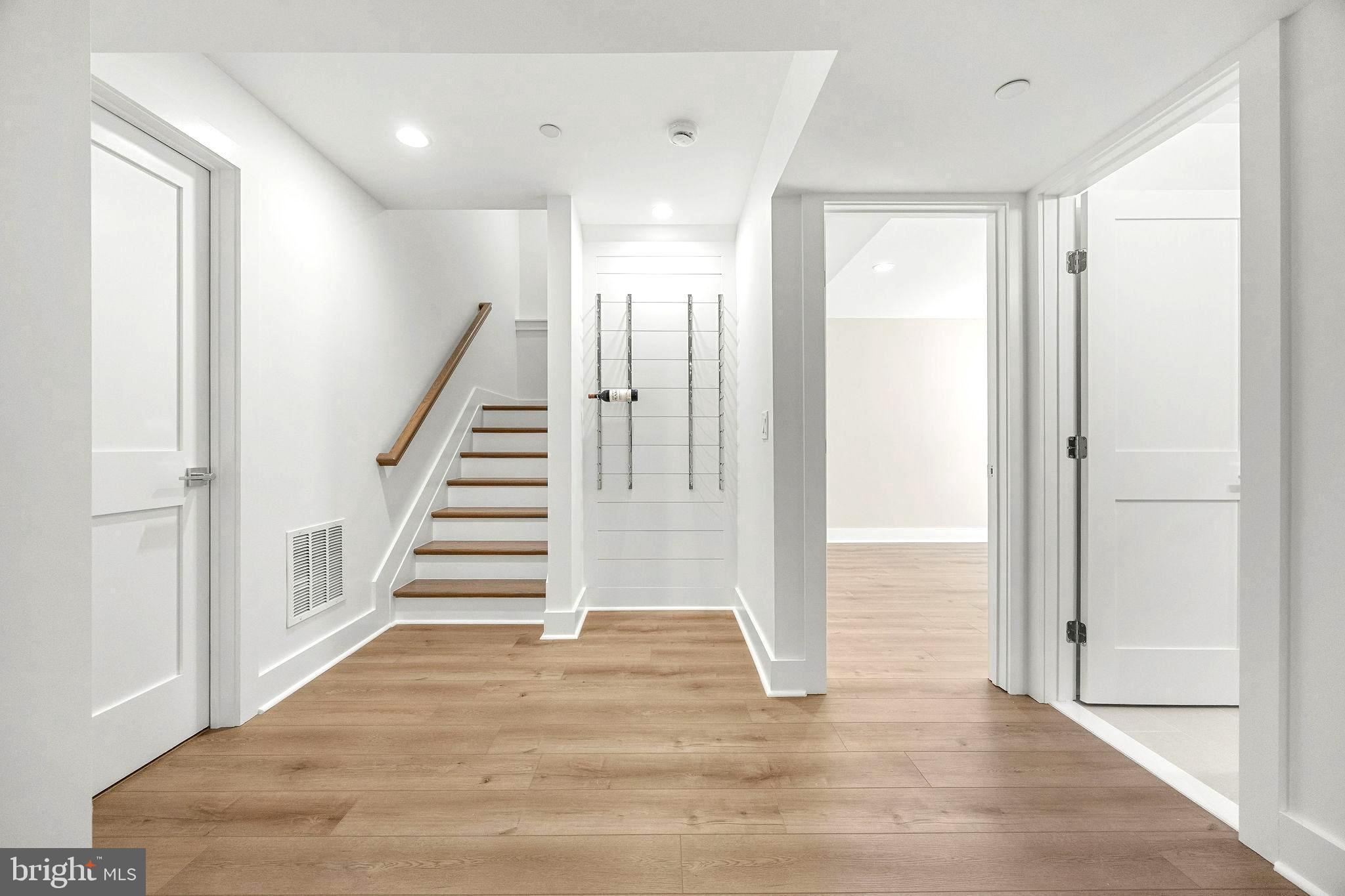 EASTPORT - Residential