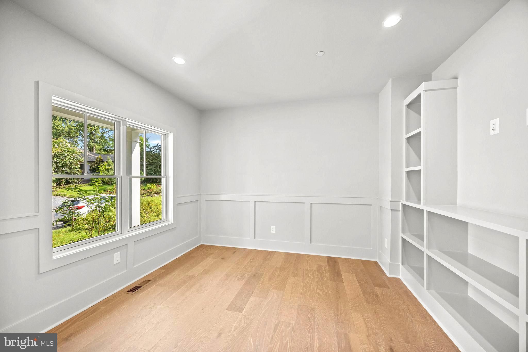 EASTPORT - Residential