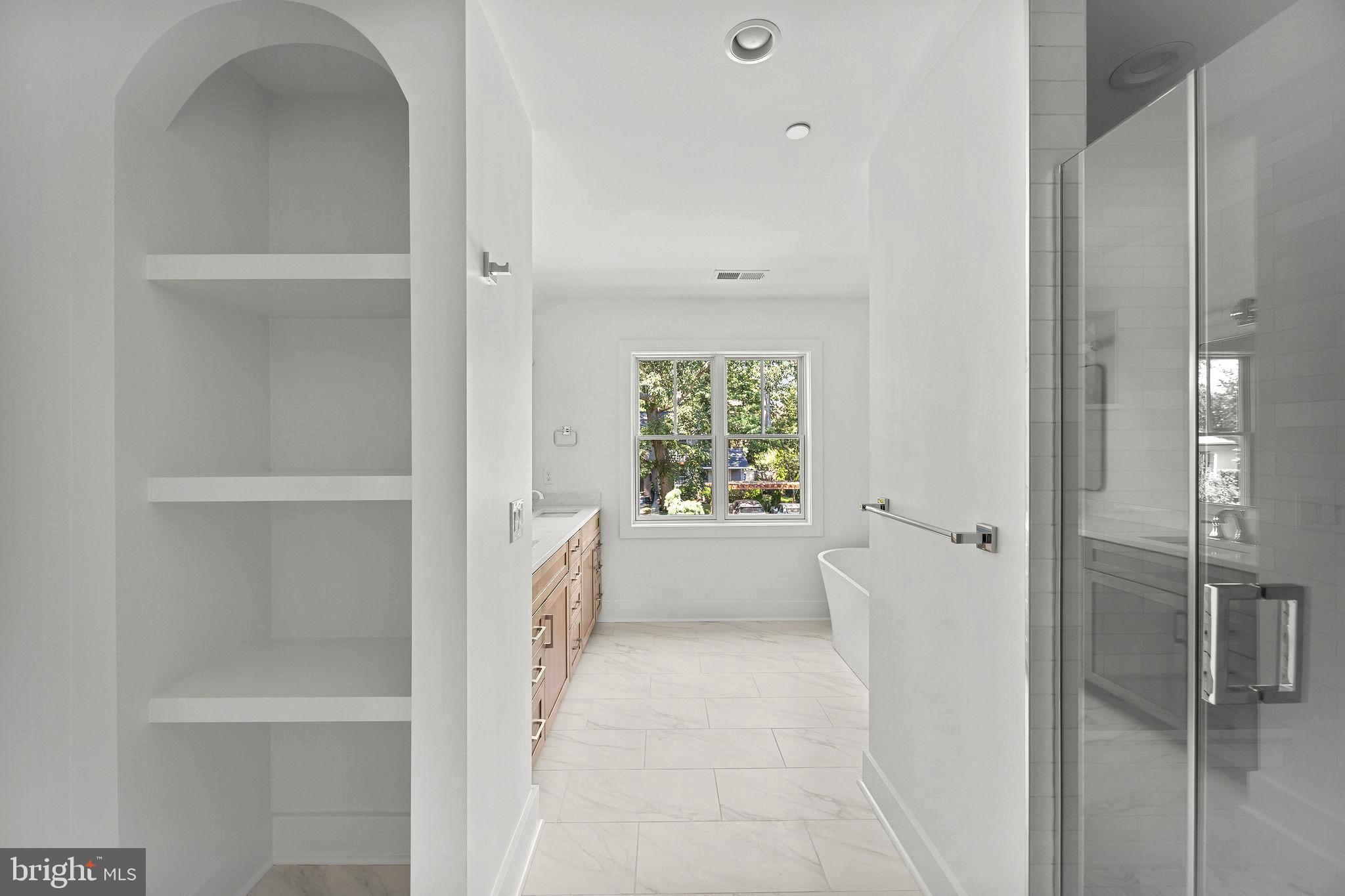 EASTPORT - Residential