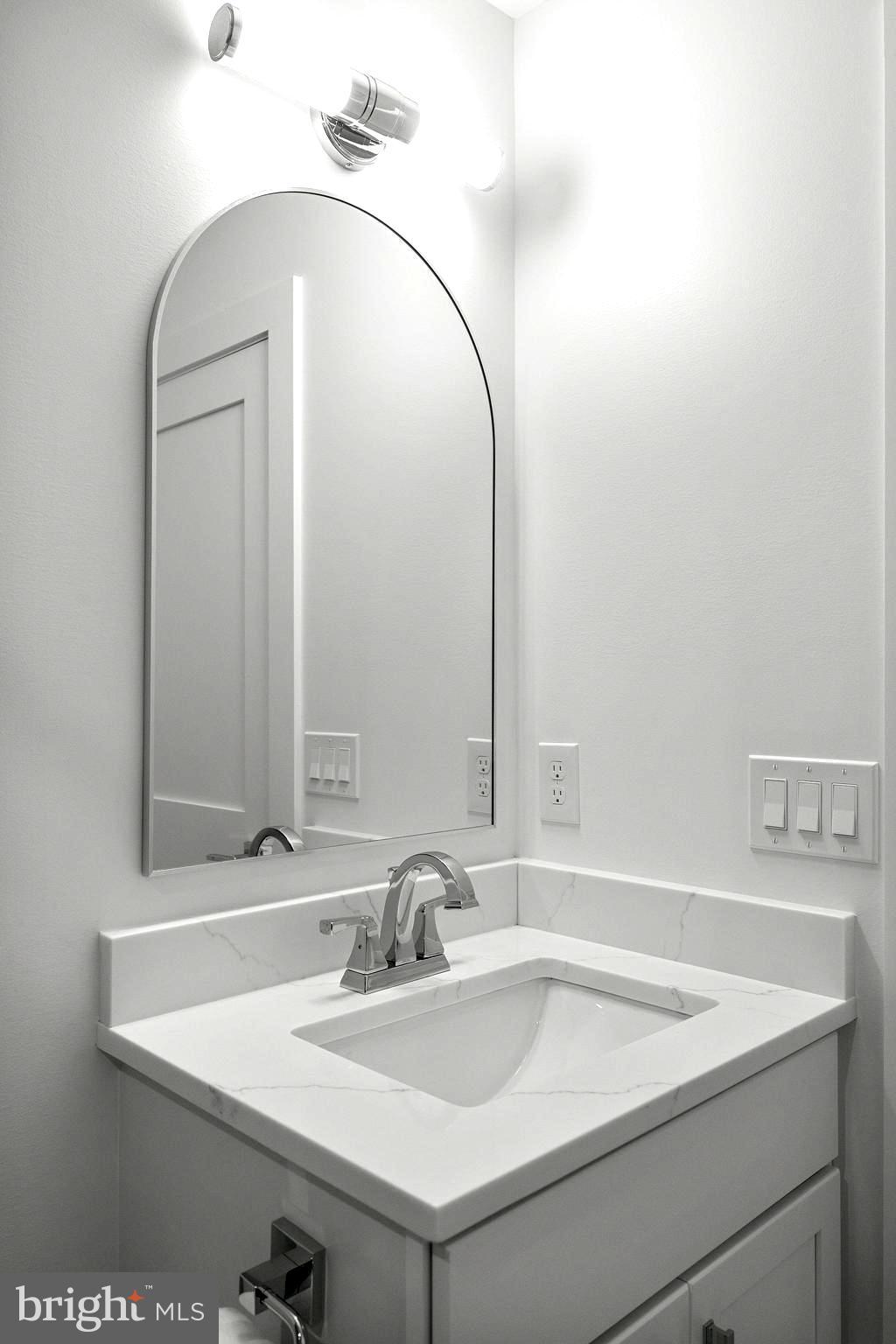 EASTPORT - Residential