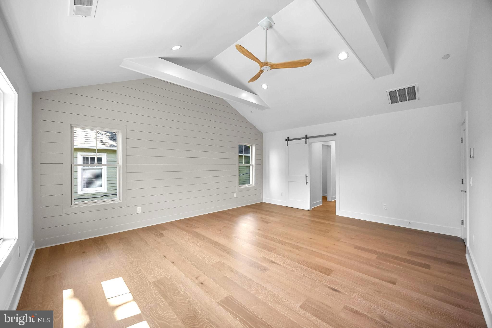 EASTPORT - Residential