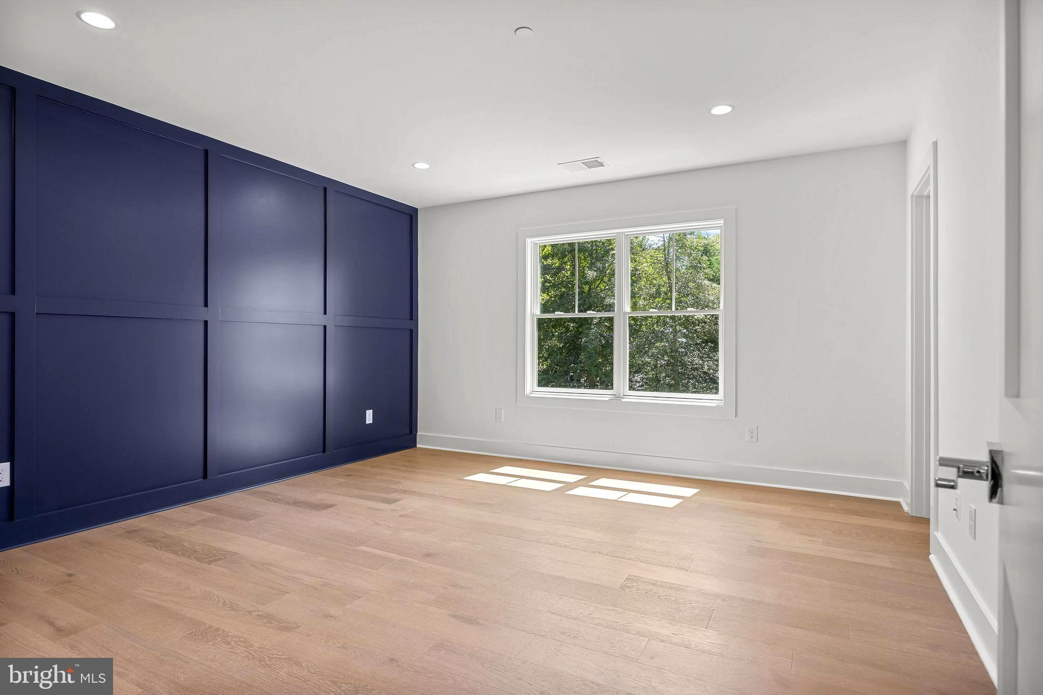 EASTPORT - Residential