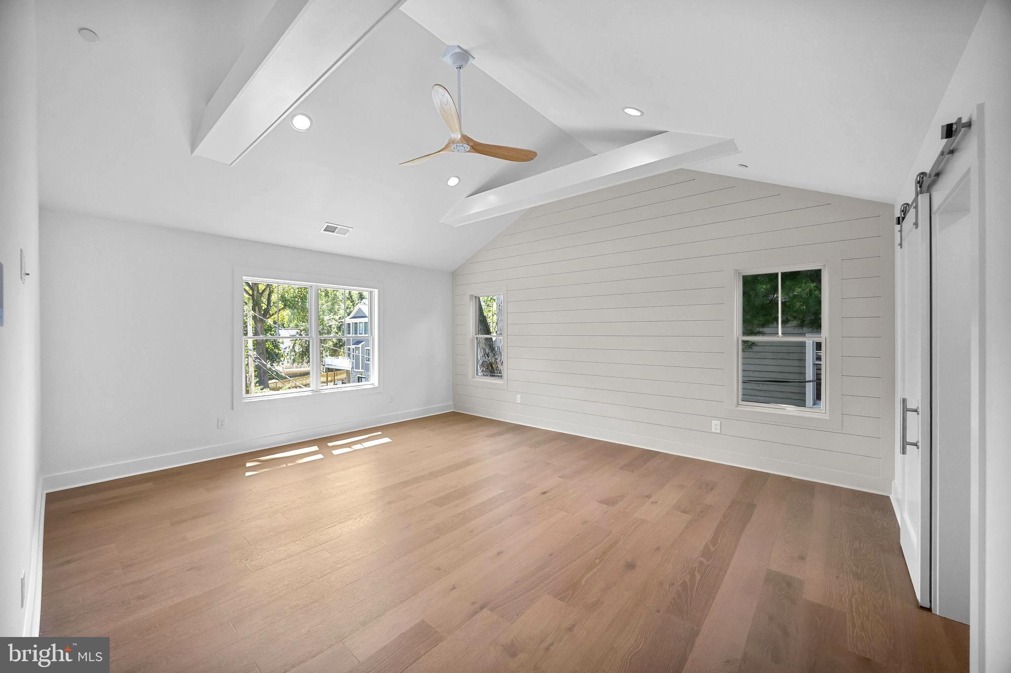 EASTPORT - Residential