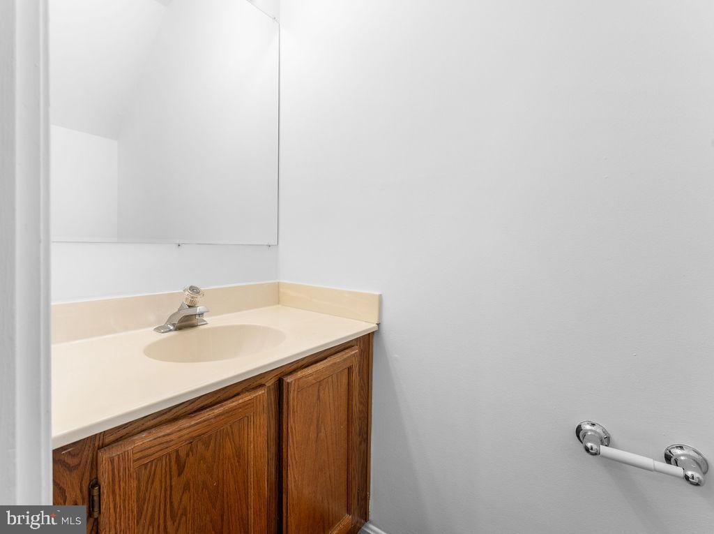 PRINCETON SQUARE - Residential