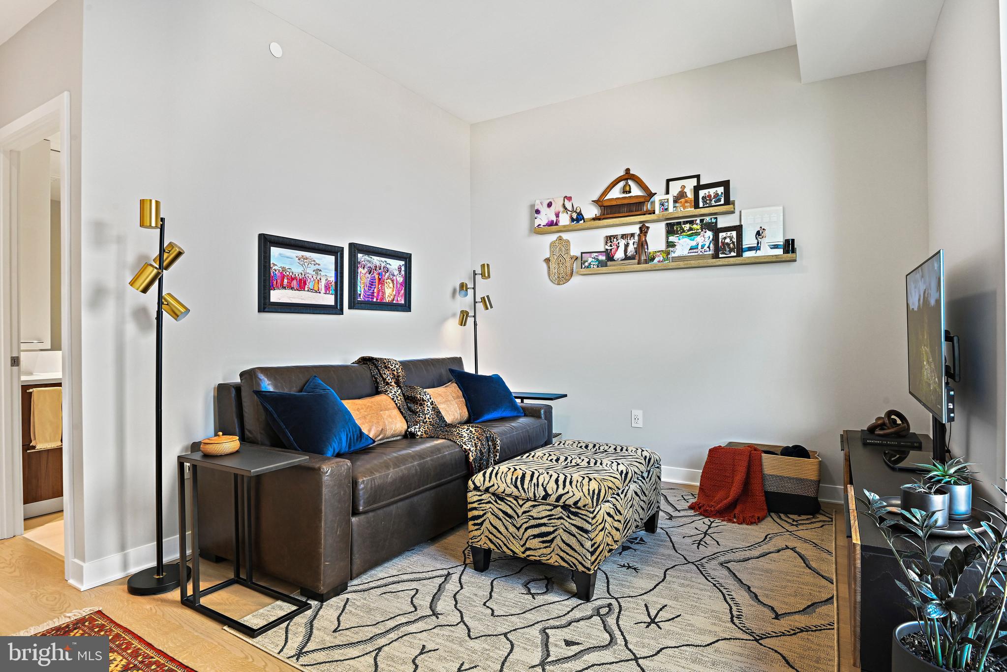 THE VERSE CONDO - Residential