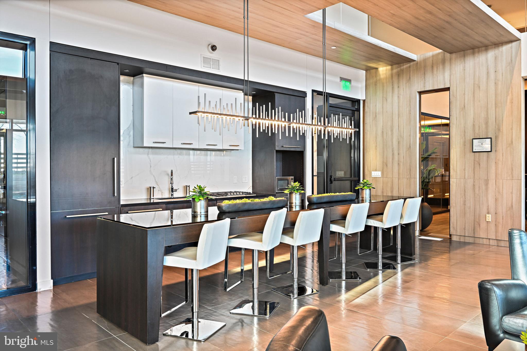 THE VERSE CONDO - Residential