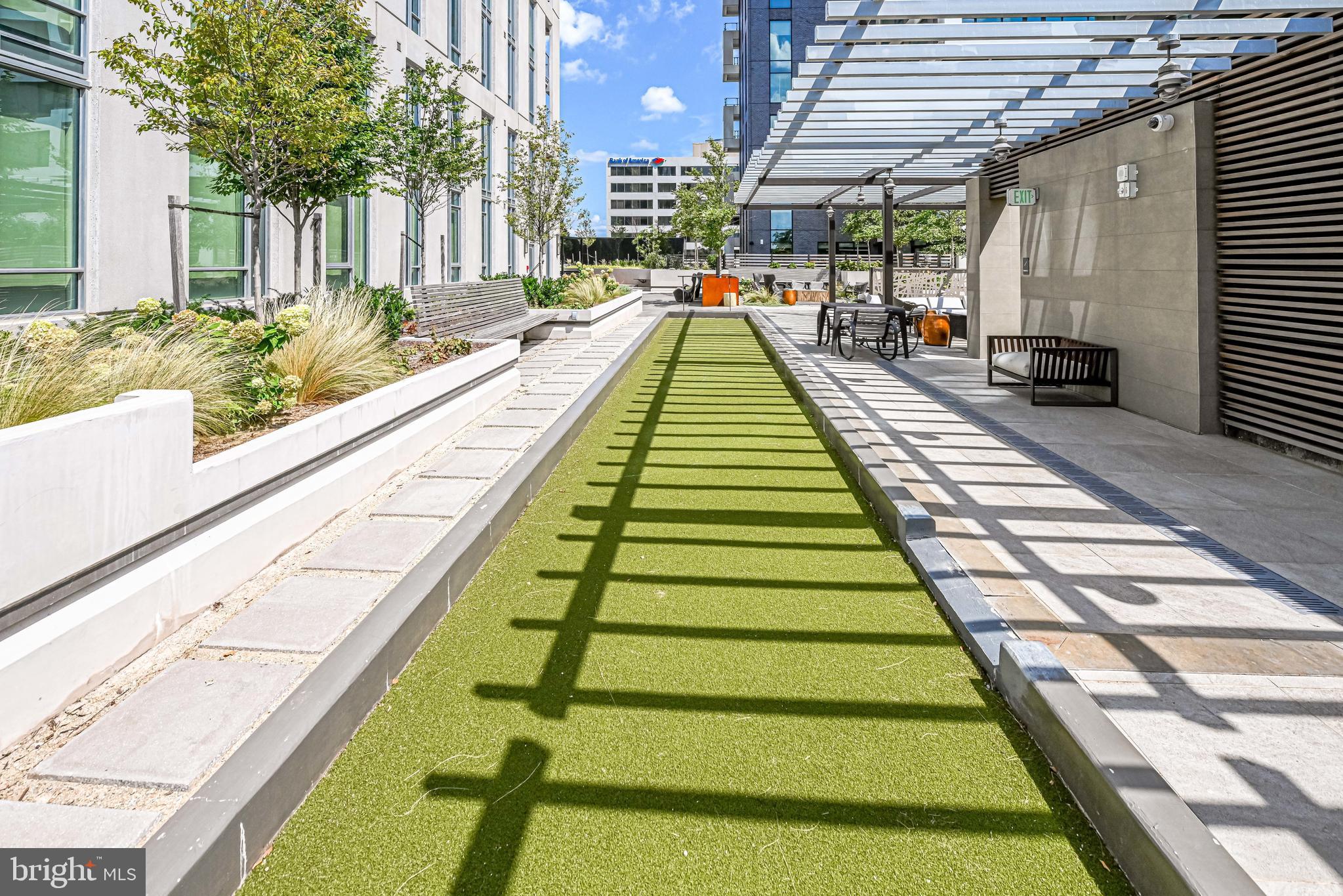 THE VERSE CONDO - Residential