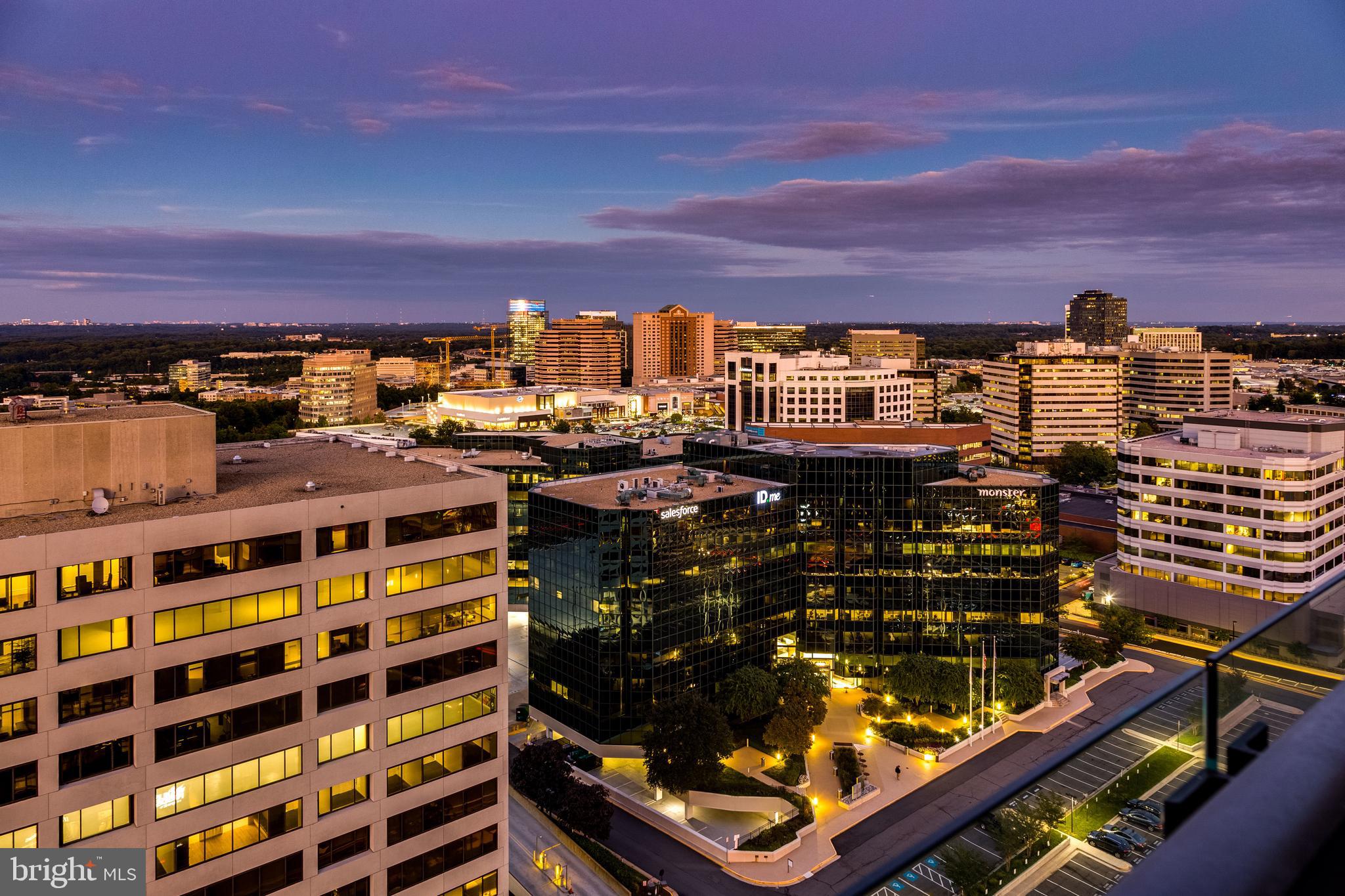 THE VERSE CONDO - Residential