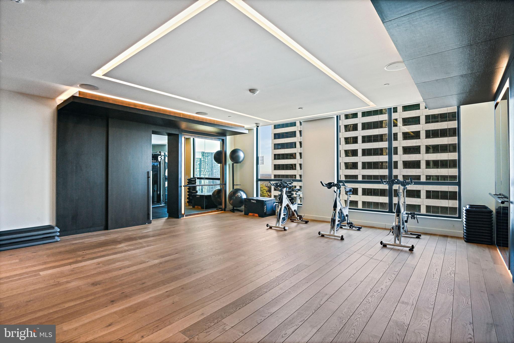 THE VERSE CONDO - Residential