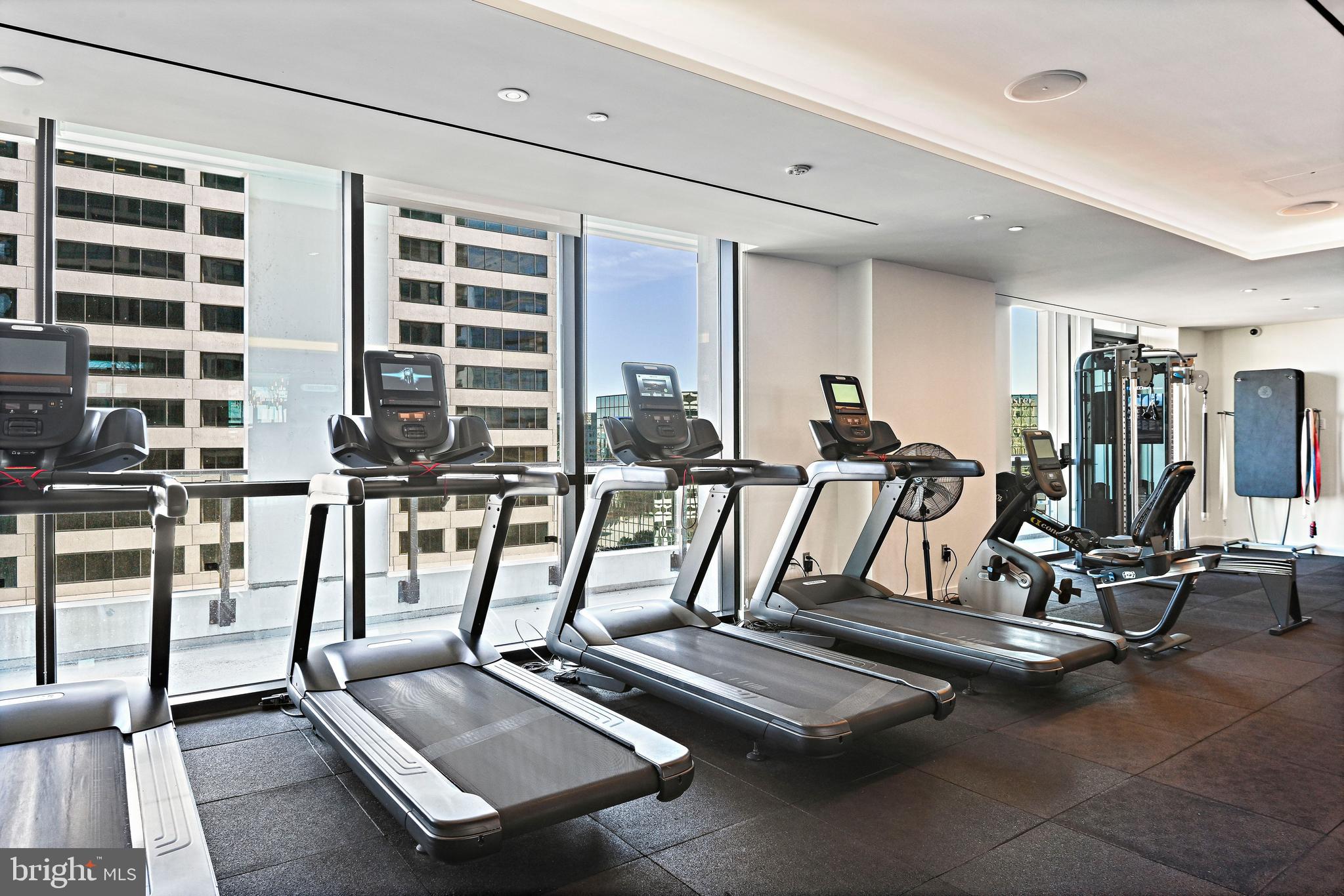 THE VERSE CONDO - Residential