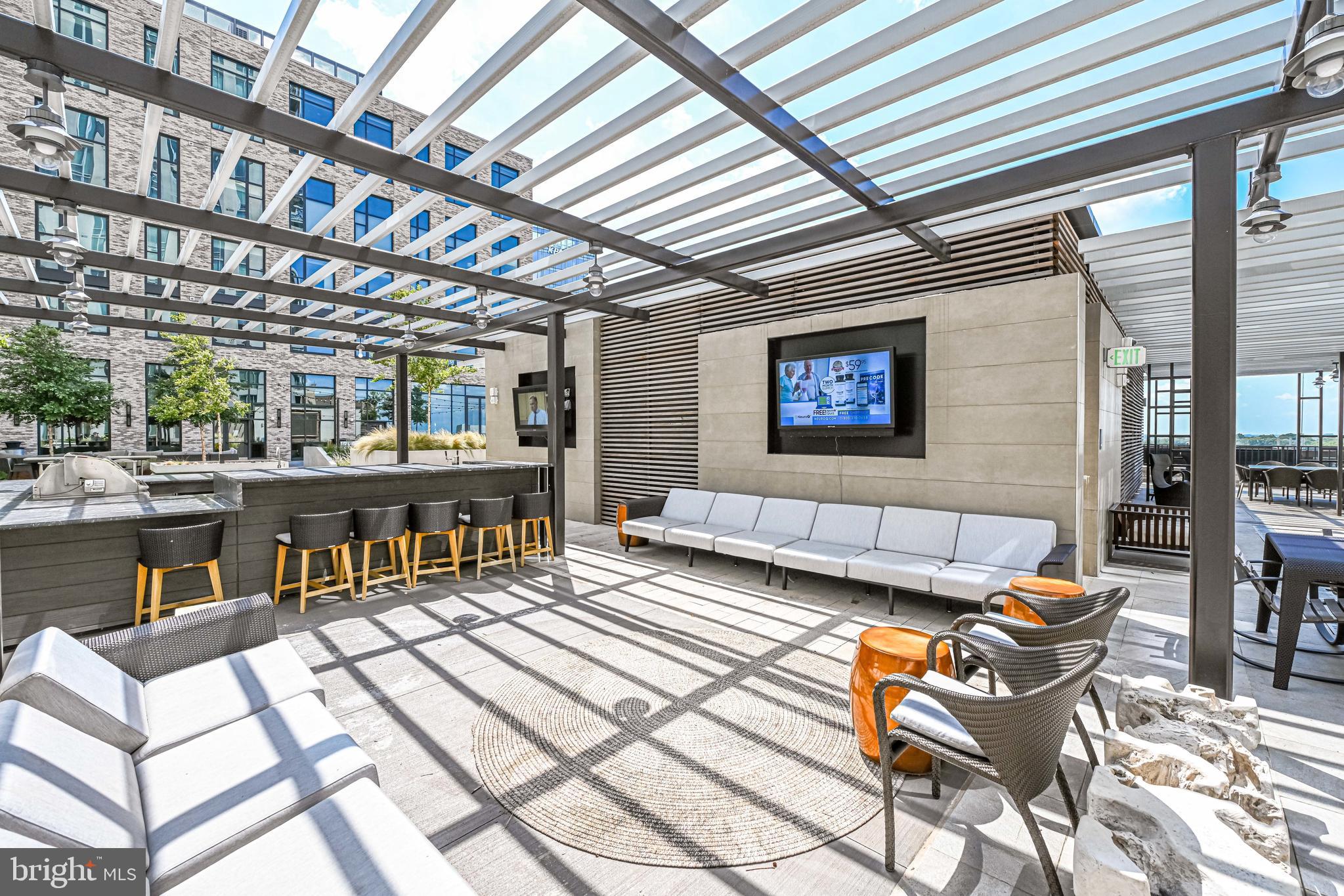 THE VERSE CONDO - Residential