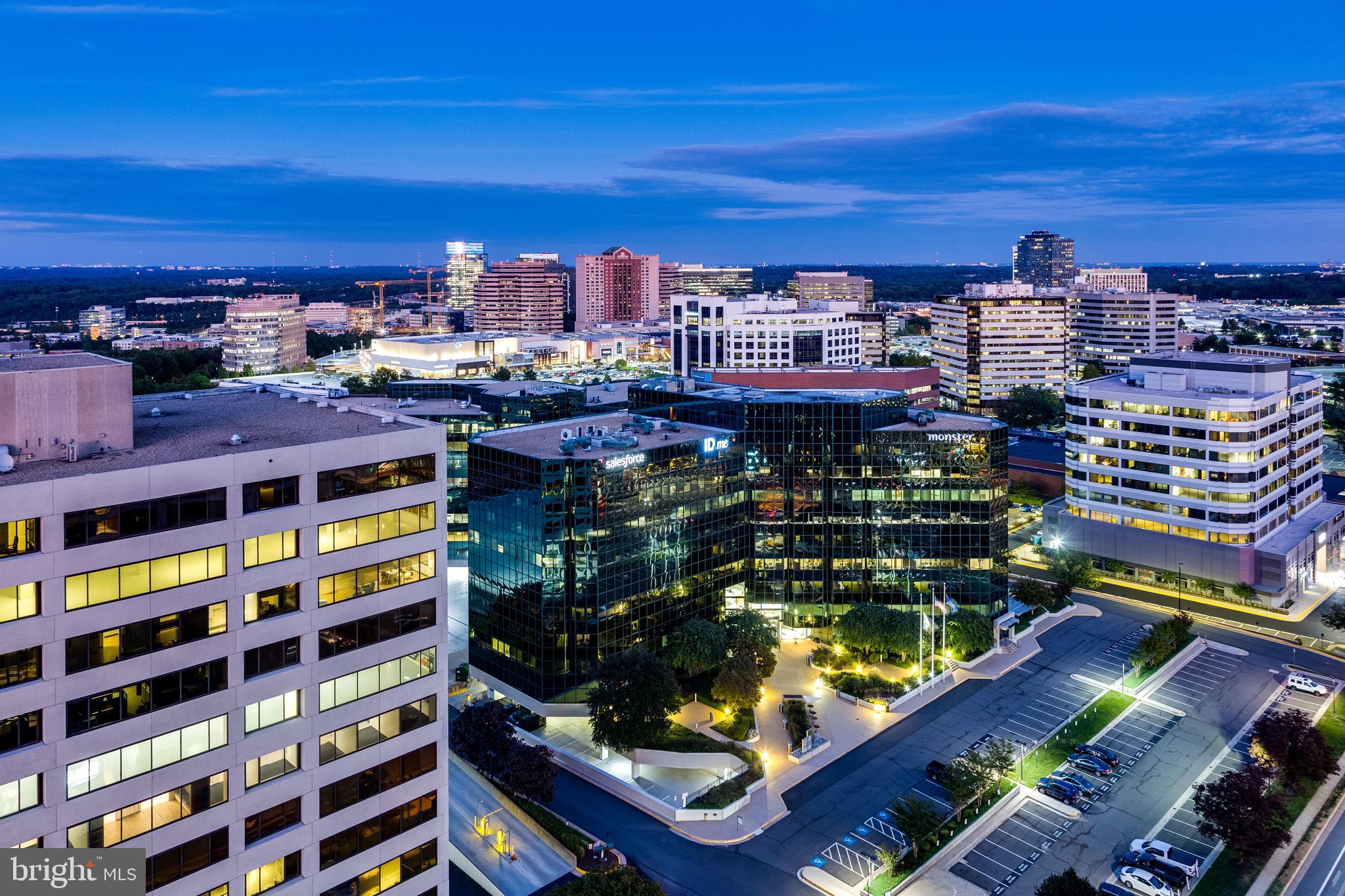 THE VERSE CONDO - Residential