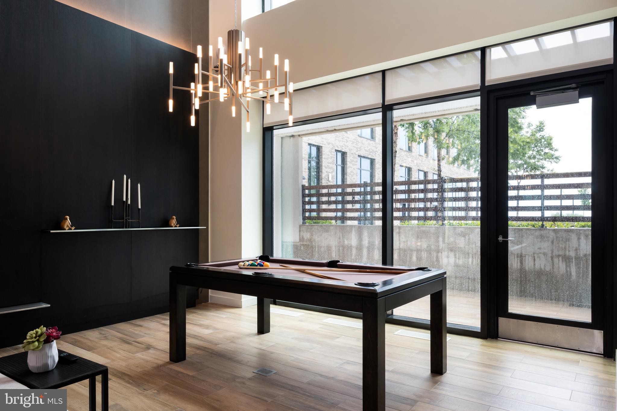 THE VERSE CONDO - Residential