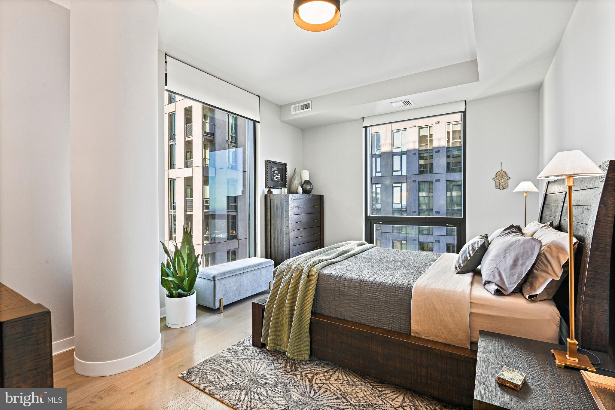 THE VERSE CONDO - Residential