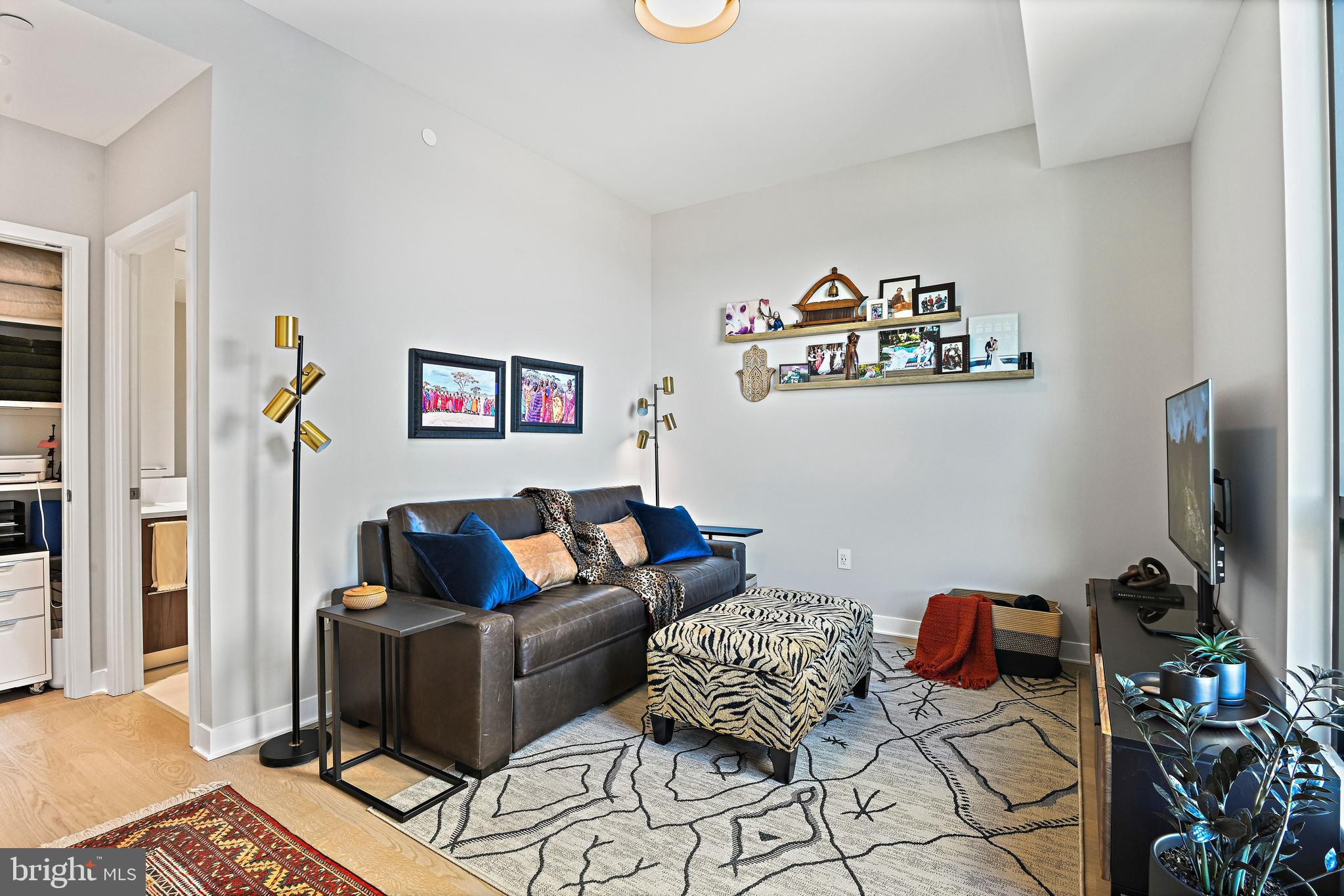 THE VERSE CONDO - Residential