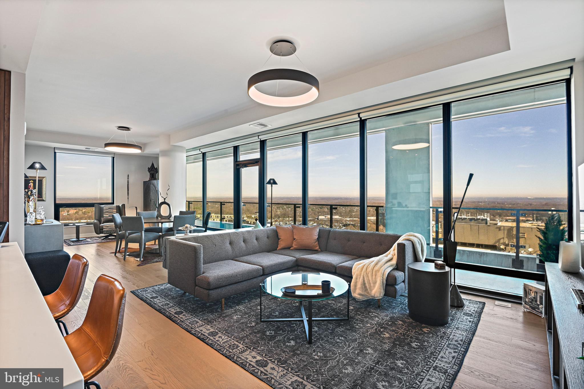 THE VERSE CONDO - Residential