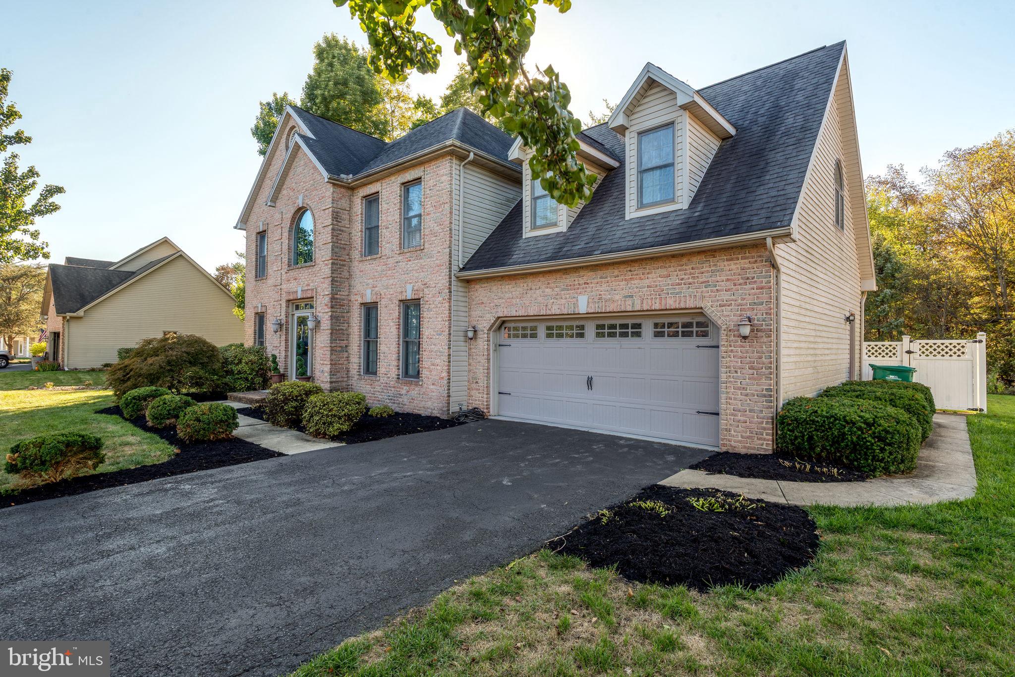 KINGSWOOD - Residential