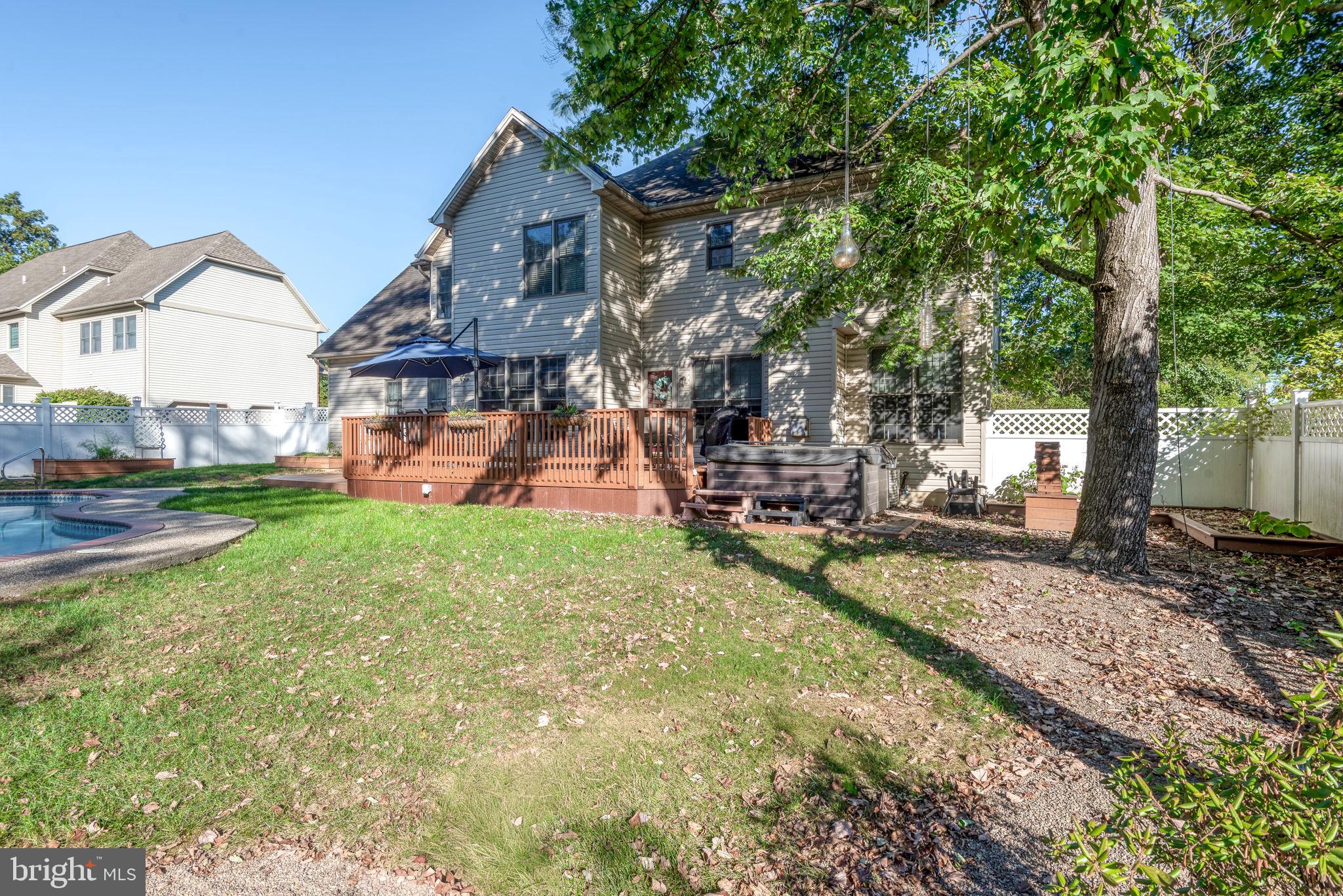 KINGSWOOD - Residential