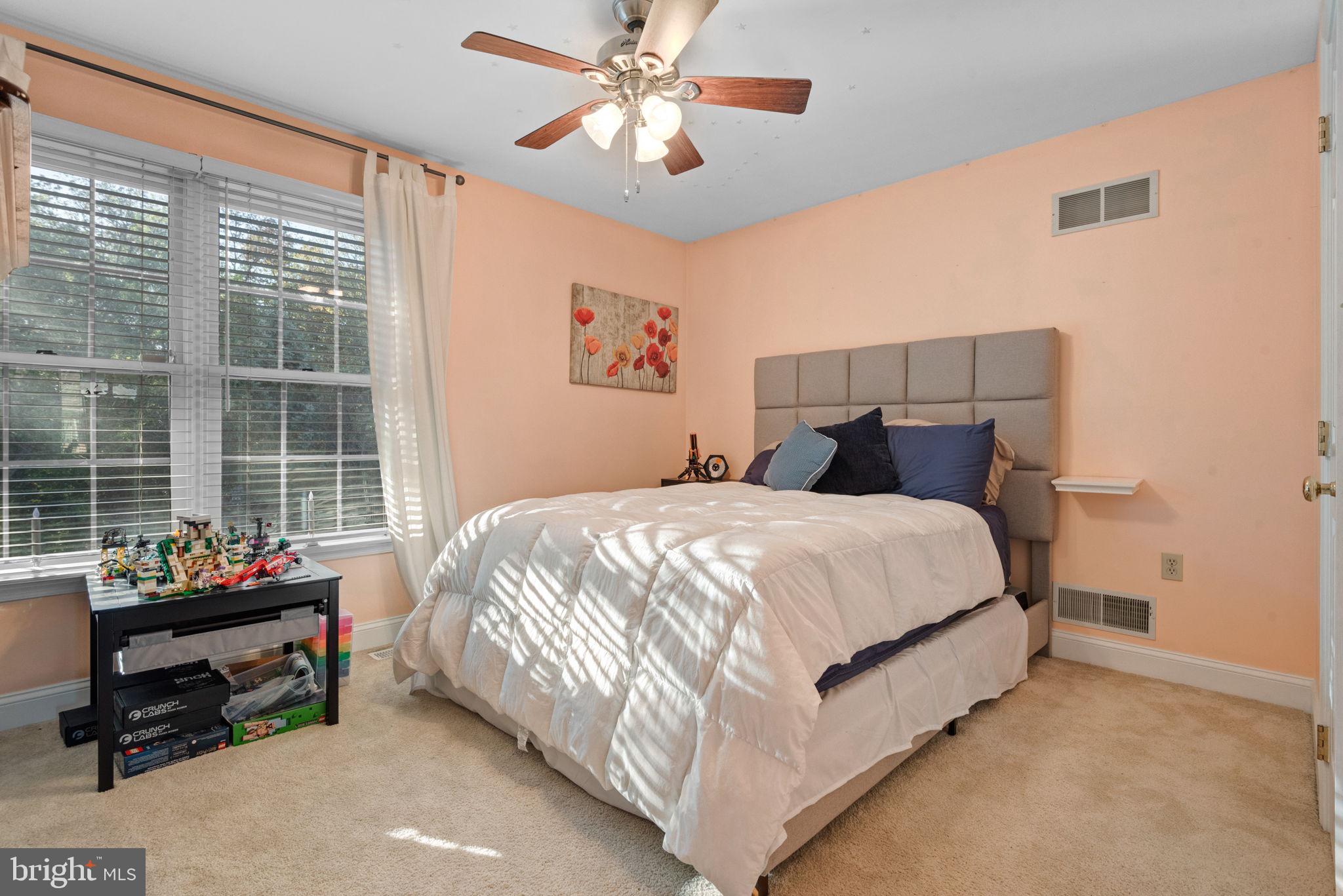 KINGSWOOD - Residential