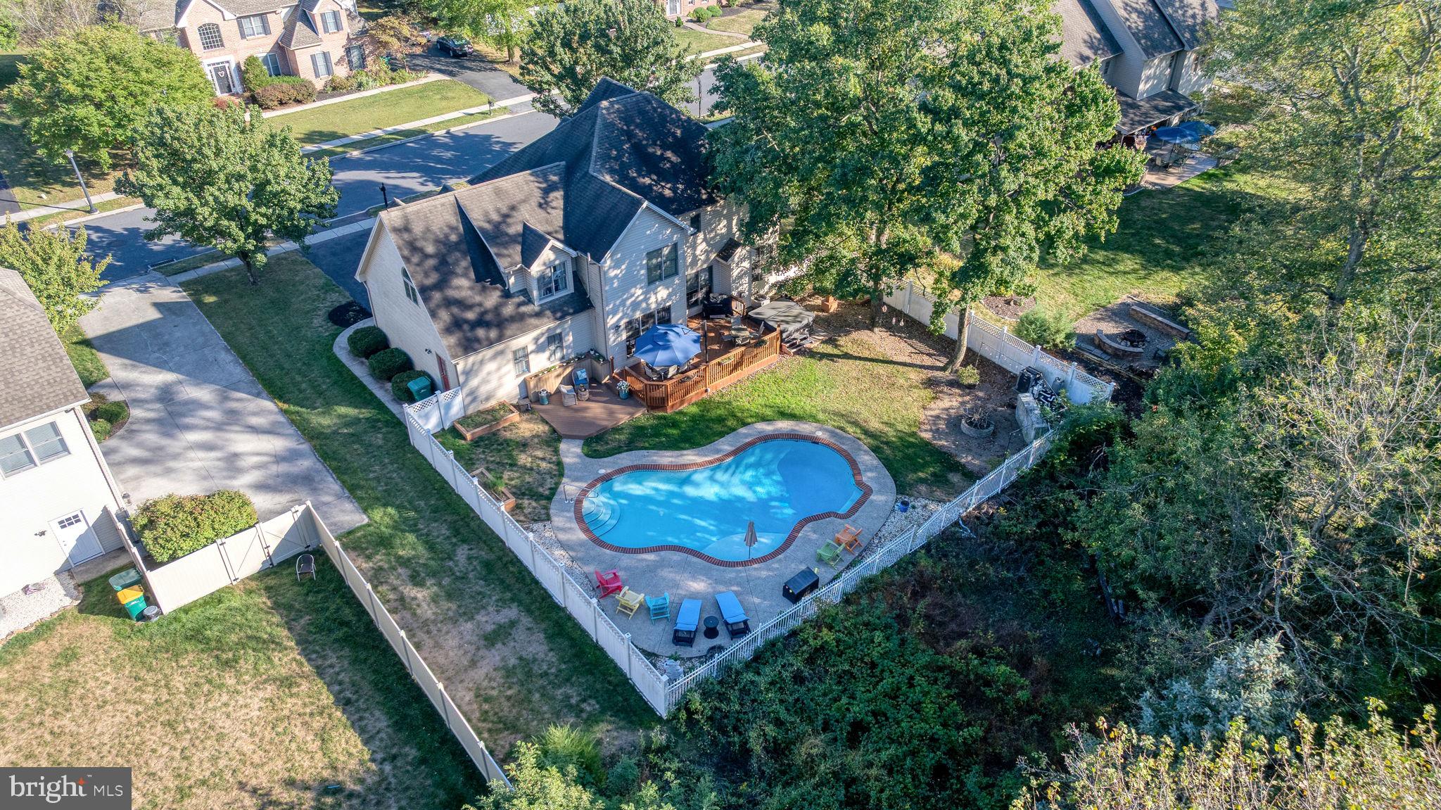 KINGSWOOD - Residential