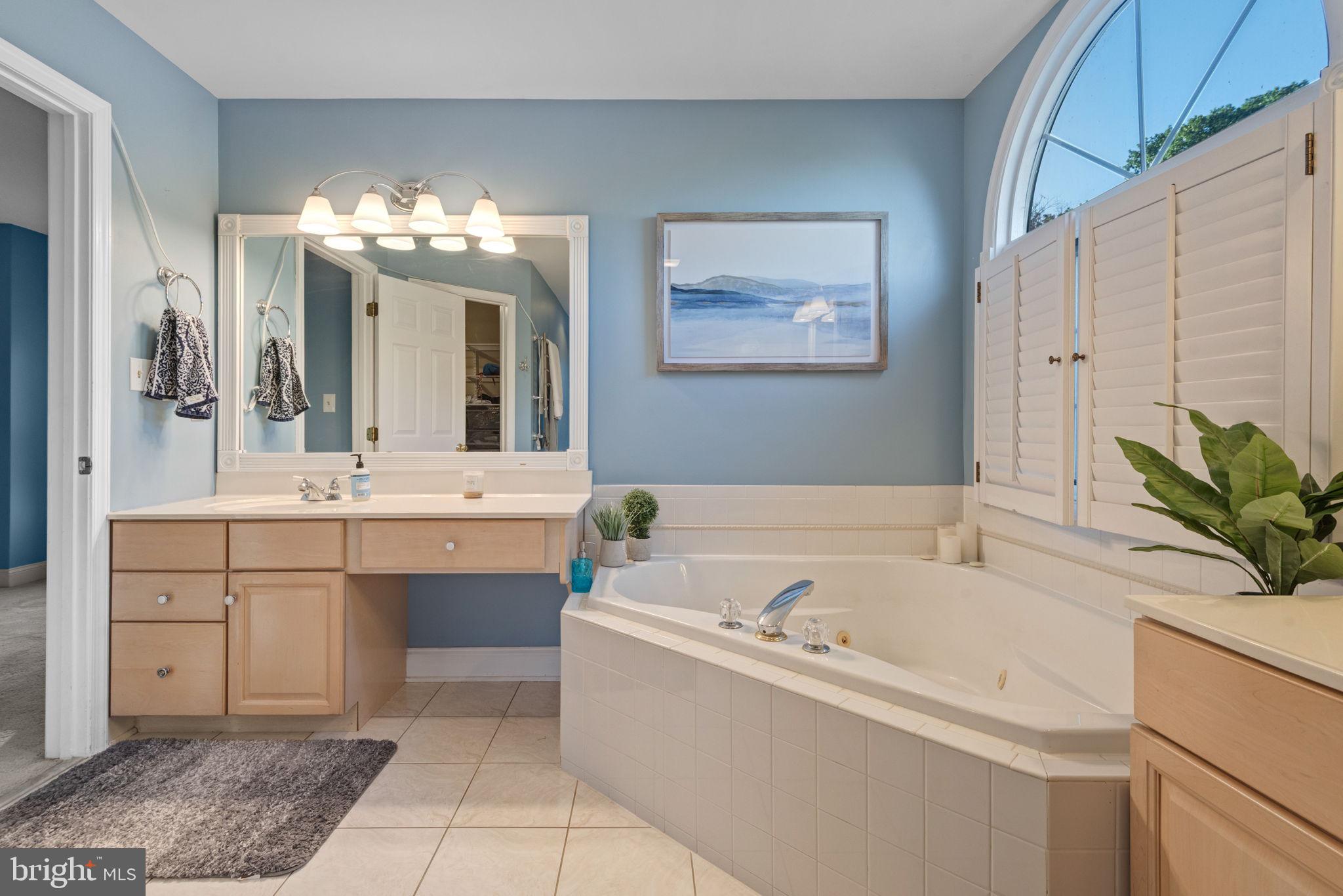 KINGSWOOD - Residential