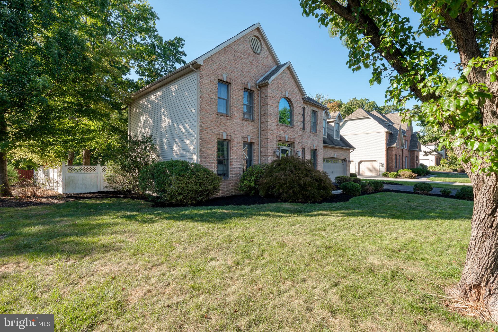 KINGSWOOD - Residential