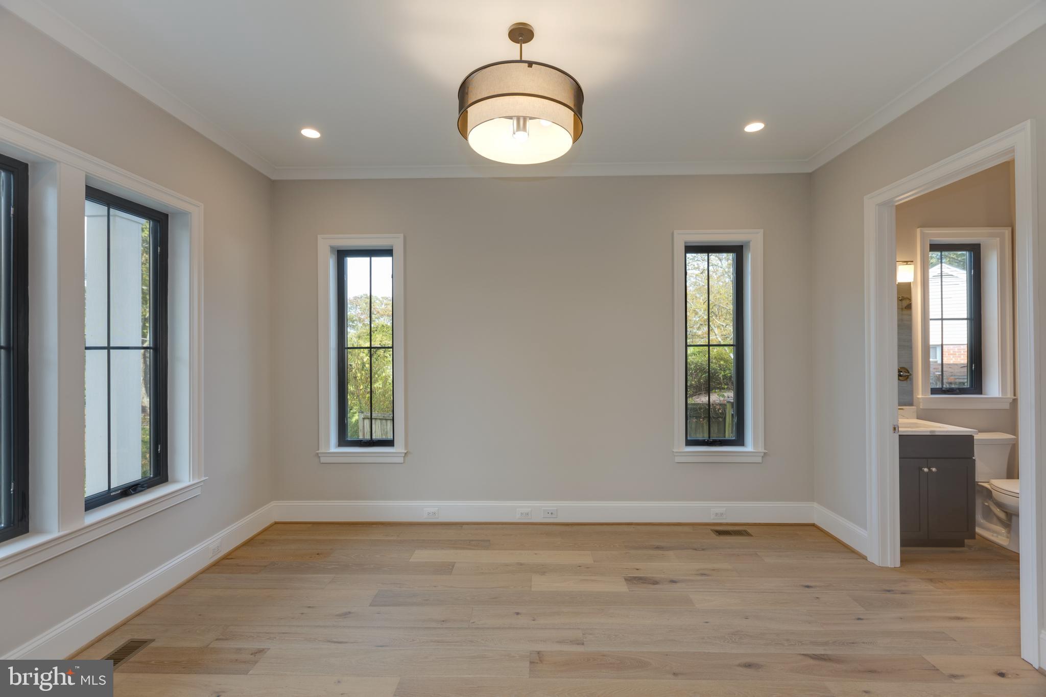 POPLAR HEIGHTS - Residential