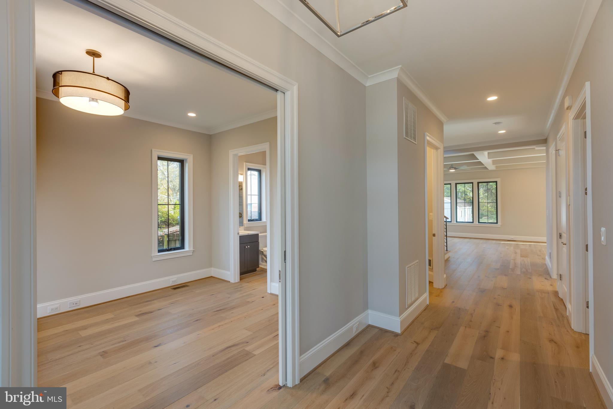 POPLAR HEIGHTS - Residential