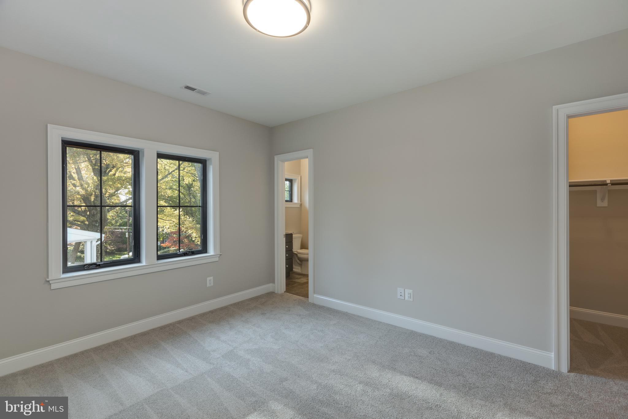 POPLAR HEIGHTS - Residential