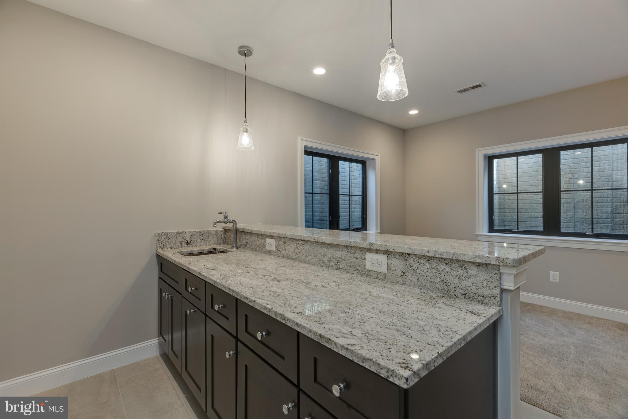 POPLAR HEIGHTS - Residential