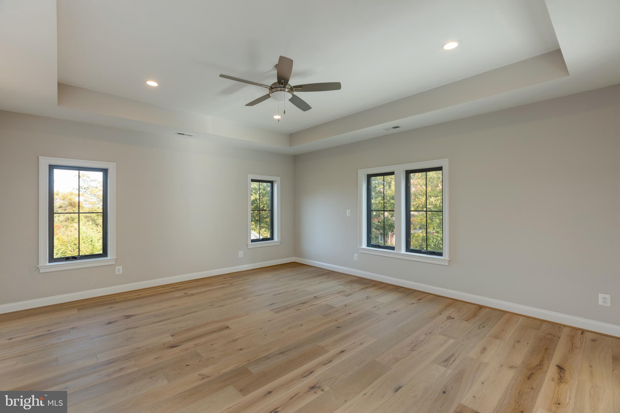 POPLAR HEIGHTS - Residential