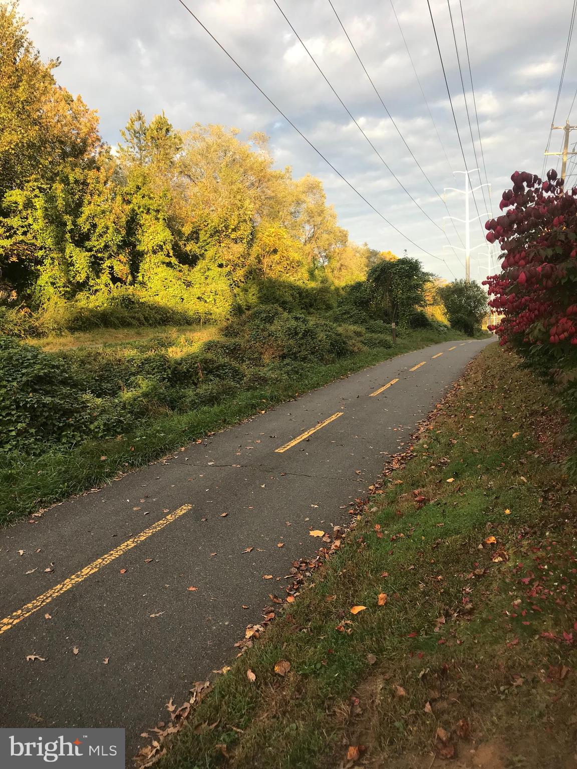 POPLAR HEIGHTS - Residential