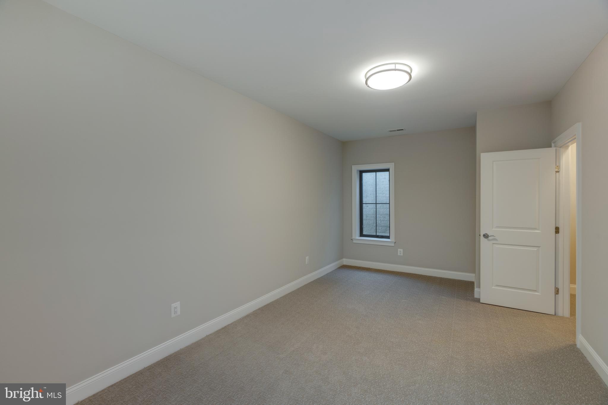 POPLAR HEIGHTS - Residential