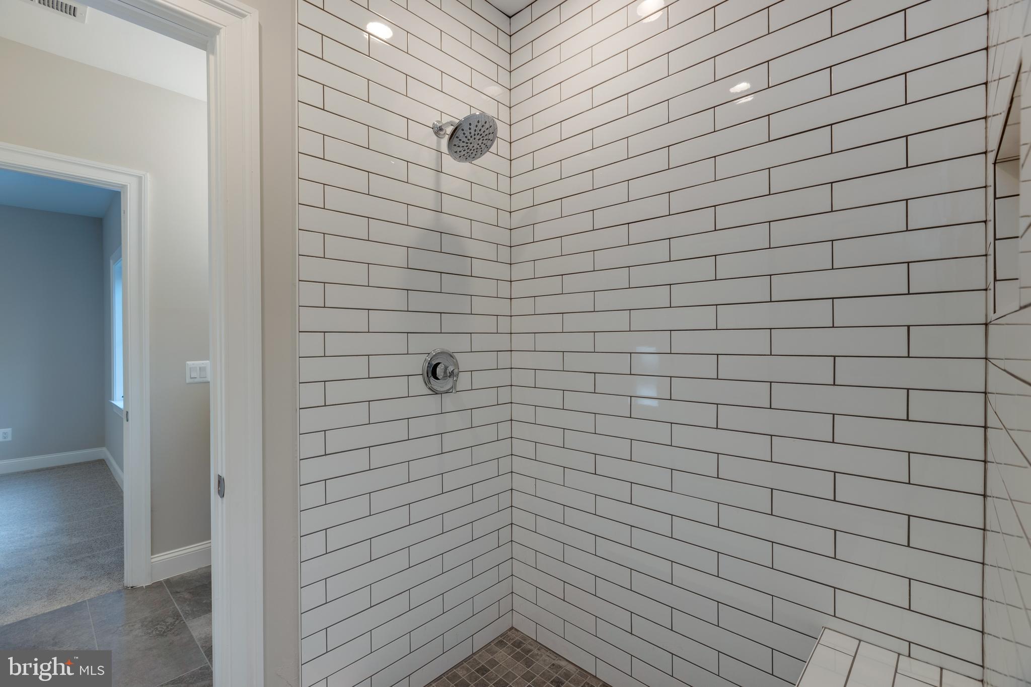 POPLAR HEIGHTS - Residential