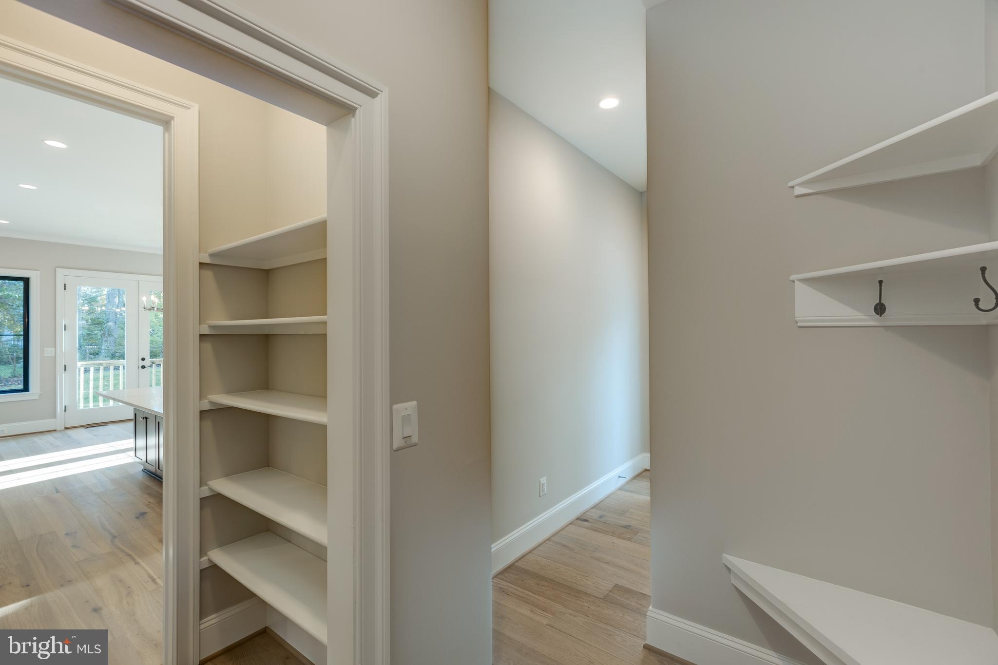 POPLAR HEIGHTS - Residential